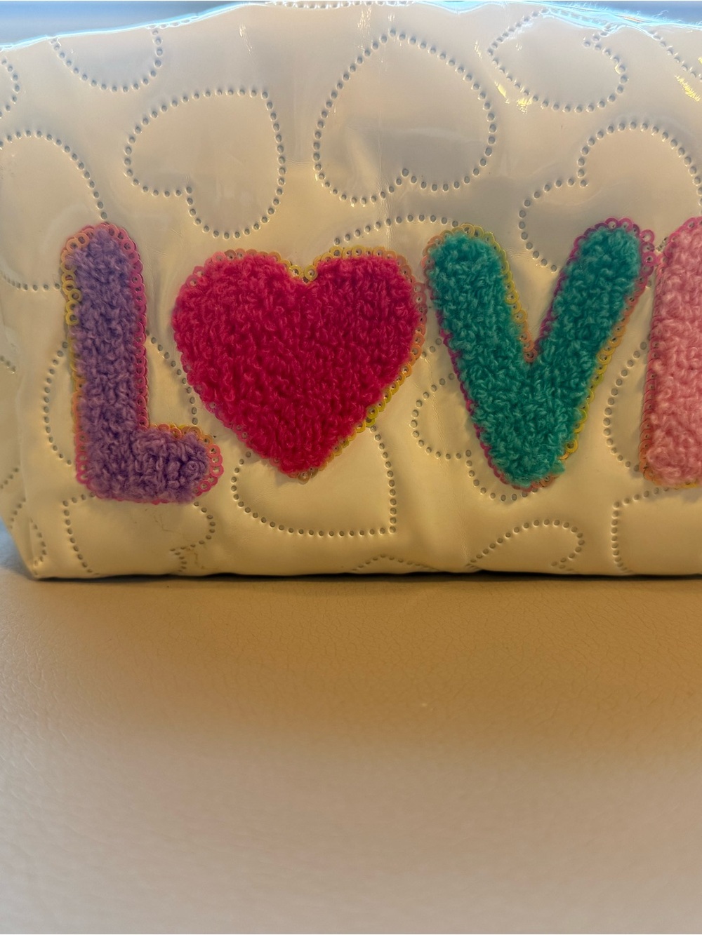 💕 Love Wristlet / Cosmetic Pouch – White